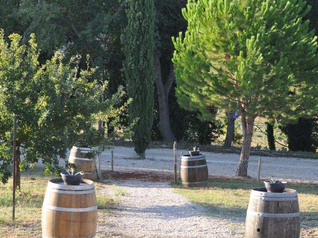 圣维克托庄园酒店 La Tour-dʼAigues 外观 照片